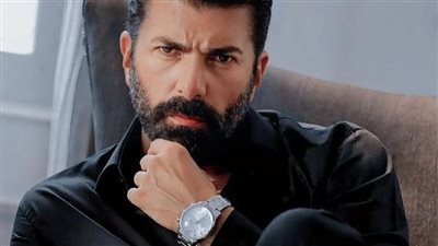 ذات الاربعون بقلم مرفت السيد 
