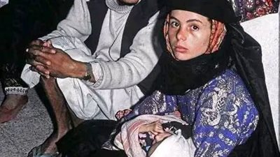 قصة شيخ القبيلة وبناته