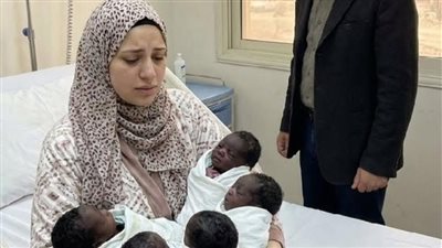 في عام 1995 رحل تركها وحيدة مع خمسة أطفالٍ سود البشرة وبعد ثلاثين عامًا ظهرت الحقيقة